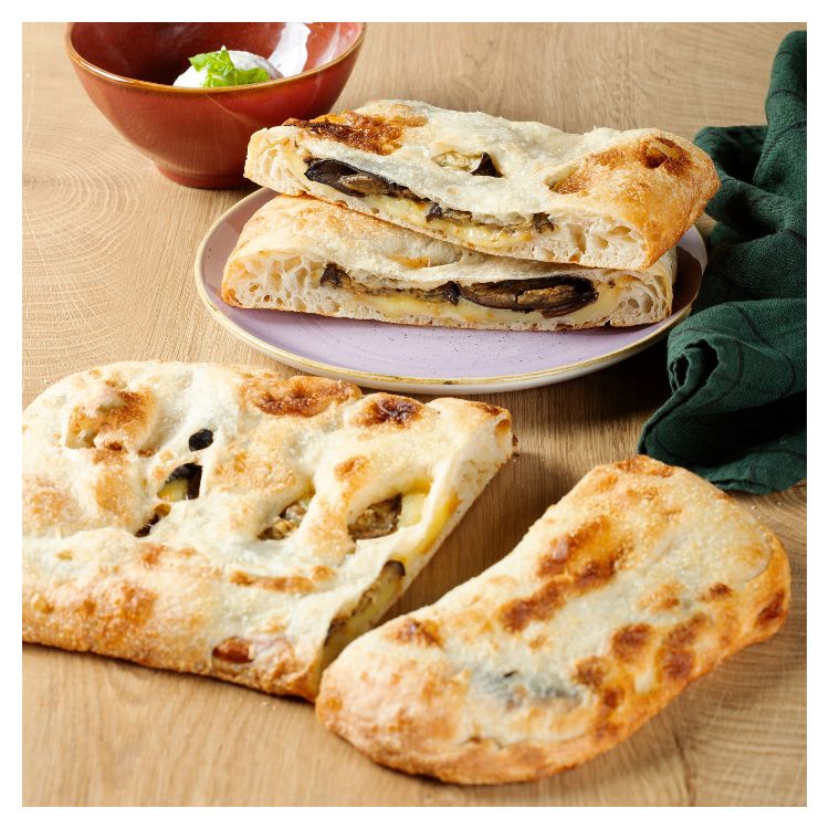 PINSA ROMANA MELANZANE E SCAMORZA
