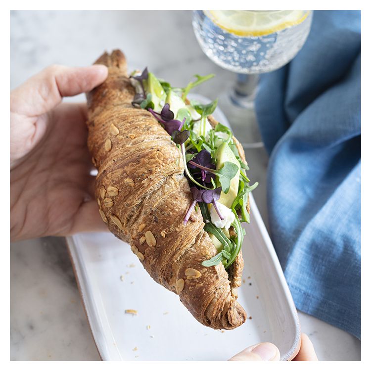Croissant wegański z płatkami owsianymi