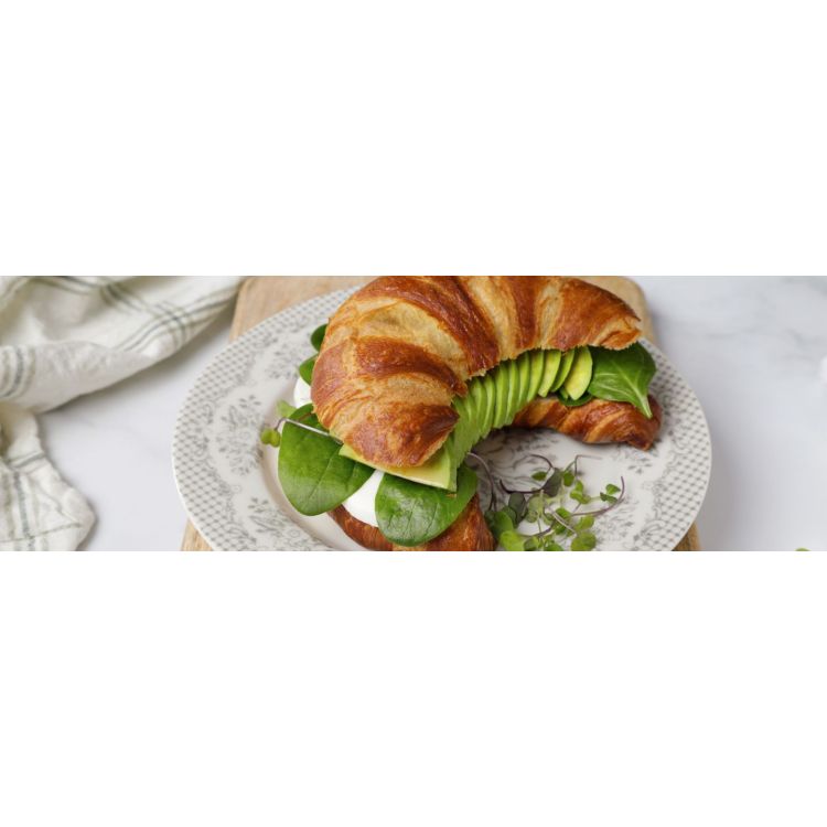 AVOCADO CROISSANT BRETZEL