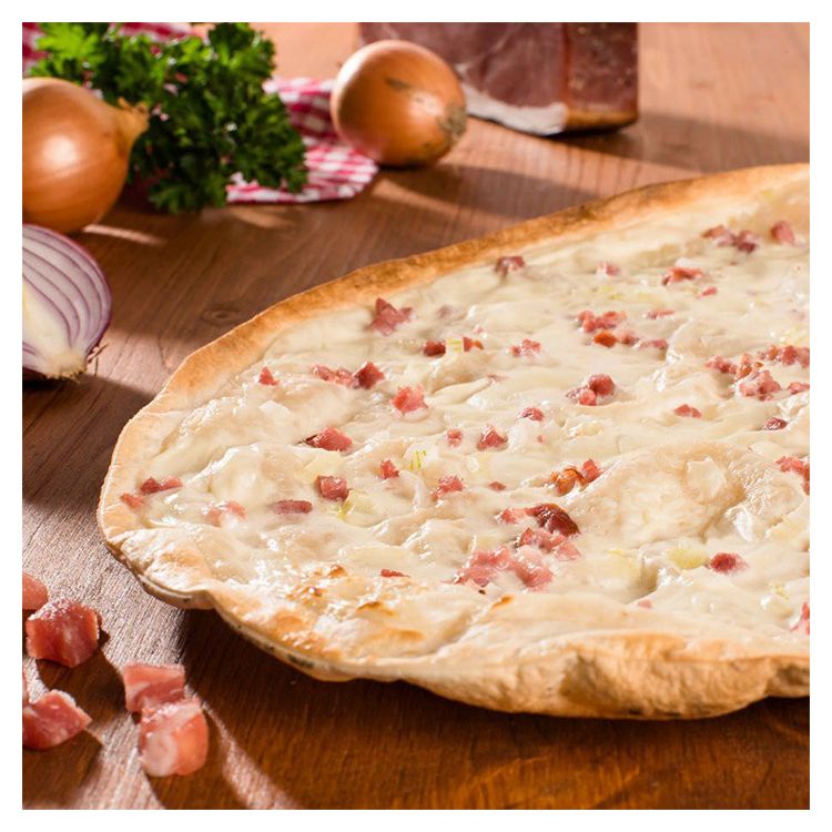 Flammkuchen oval - Speck & Zwiebel