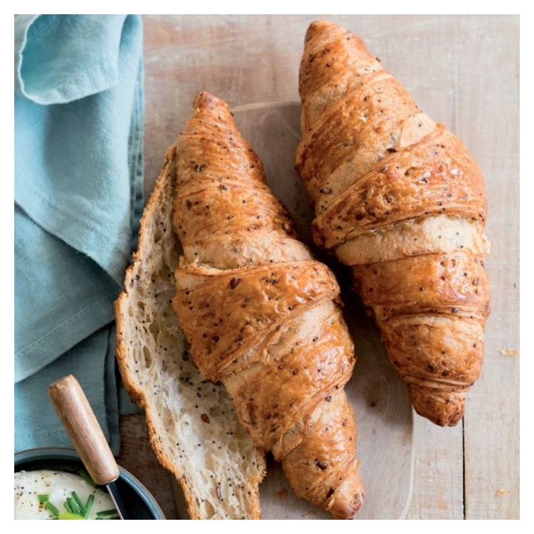 Teljes kiőrlésű többmagvas croissant 20%