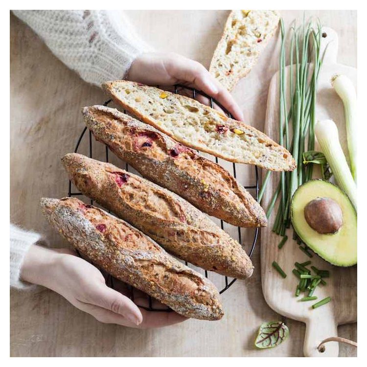Half-baguette with beetroot and seeds
