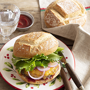 Giotto, bread with hashtag-shaped cut| Panitaly Délifrance